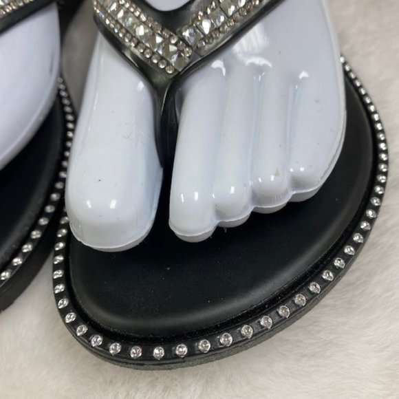 Gold Toe | Black Rhinestone Flip-Flop's Sandals, size 7/8 - Picture 4 of 9